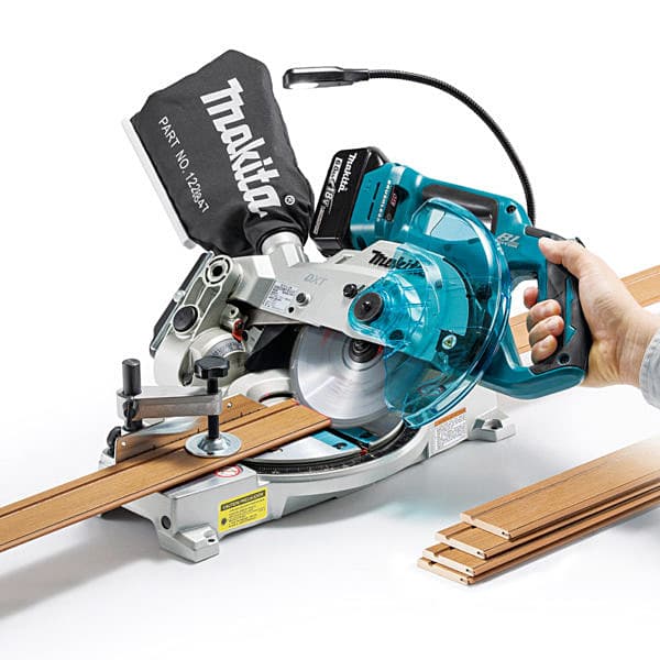 Makita 18V LXT BL 165 mm (6-1/2") Cordless Compound Miter Saw with LED Light (Bare Tool), DLS600Z