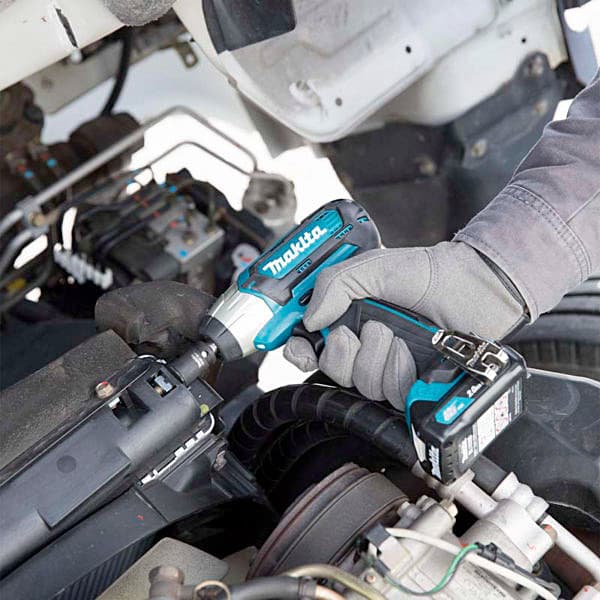 Makita 12V max CXT Li-Ion 9.5 mm (3/8") Cordless Impact Wrench with Charger & 2 Pcs 2.0Ah Batteries, TW140DWAE