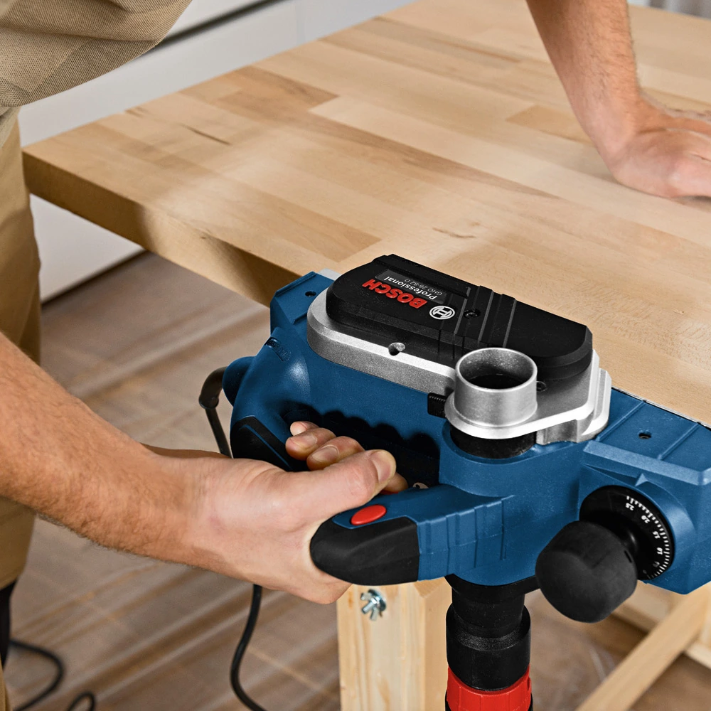 Bosch 0-2.6mm 710W Professional Planer, GHO 26-82 D