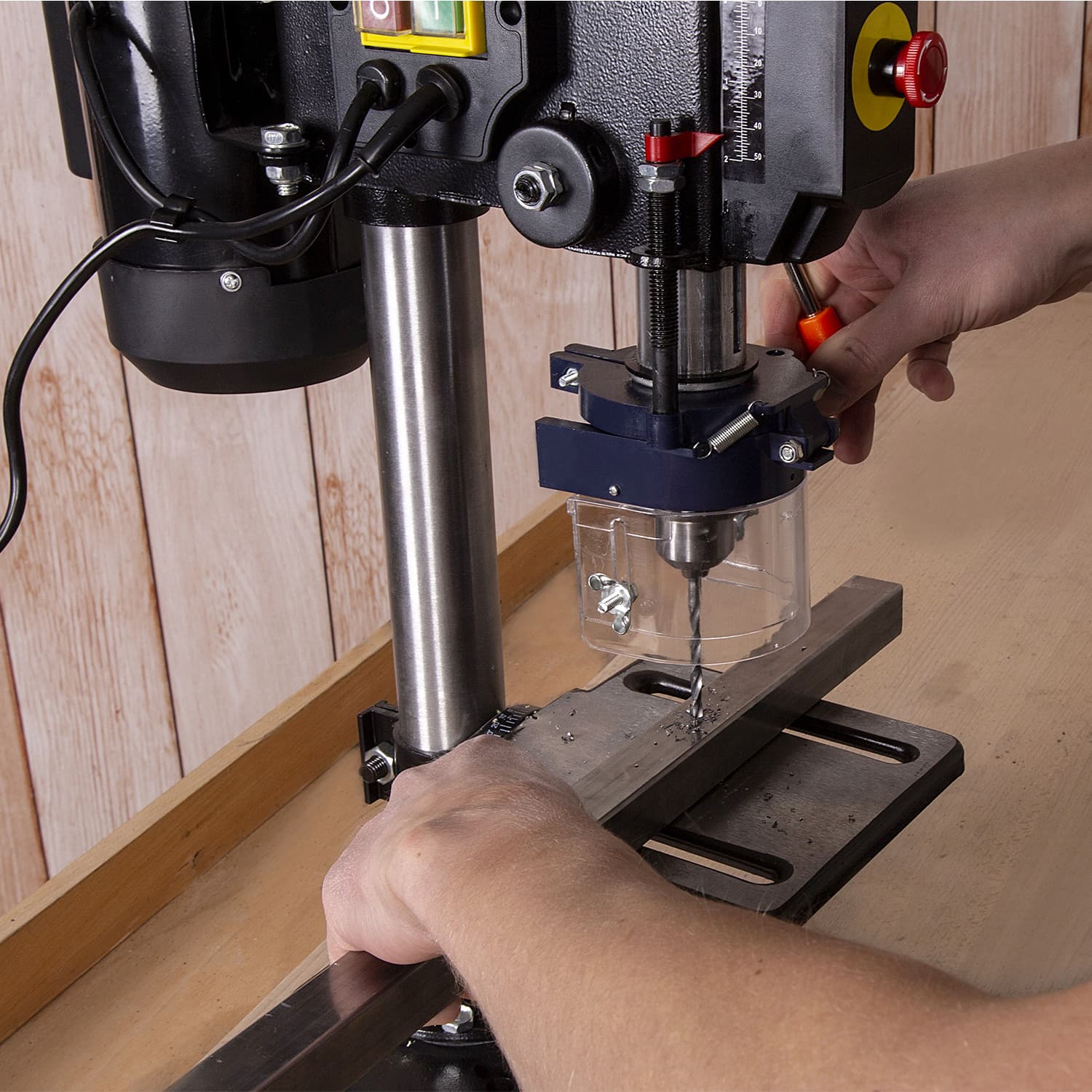 Ferm 13 mm / 350W Bench Pillar Drill, TDM1026