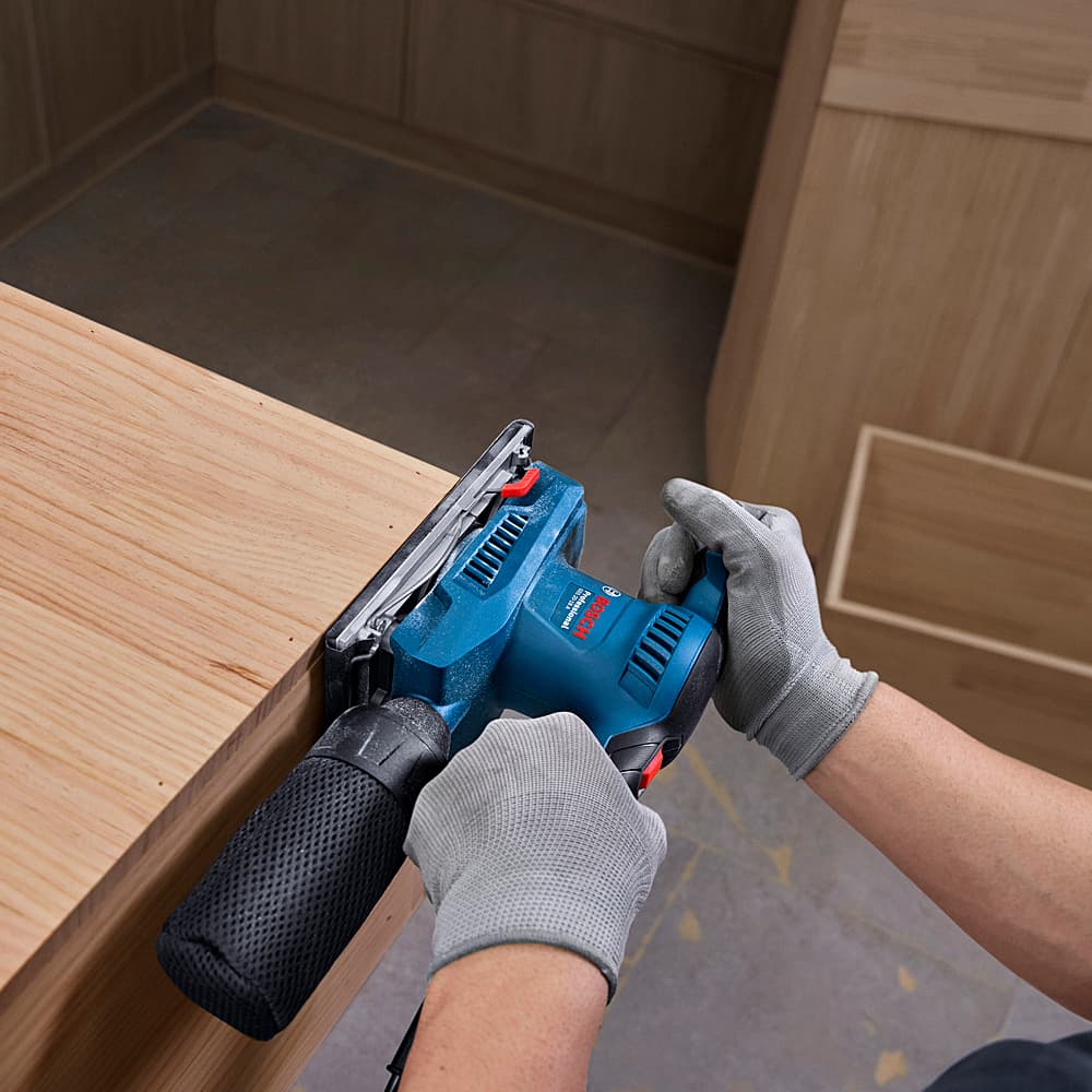 Bosch 200W Professional Orbital Sander, GSS 20-18 A
