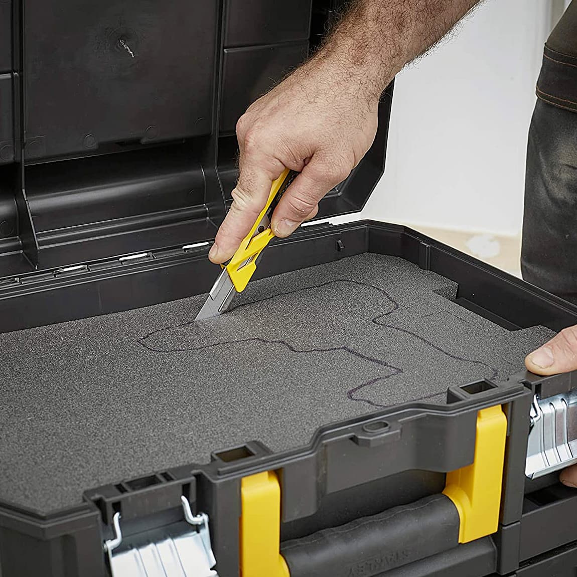 Stanley 17 Inch FatMax Pro-Stack Shallow Box With Large Handle & Organizer (30 Kg Load Capacity), FMST1-71967