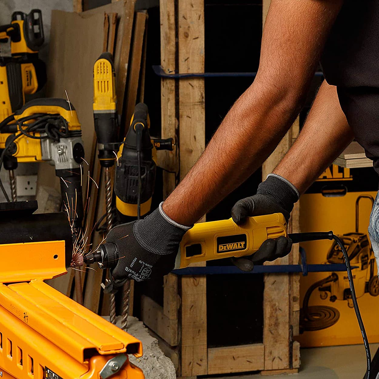 Dewalt 450W Die Grinder With 2 Wrenches, DWE4887N-IN