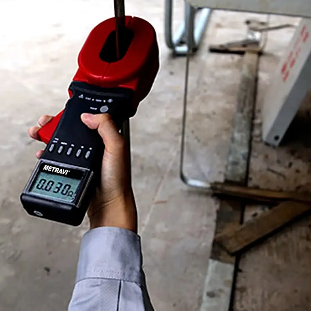 Metravi 4 Digits / 0.01Ohm - 1500Ohm Resistance Range Clamp On Ground Resistance Tester With Long Elliptical Jaw, CET-02