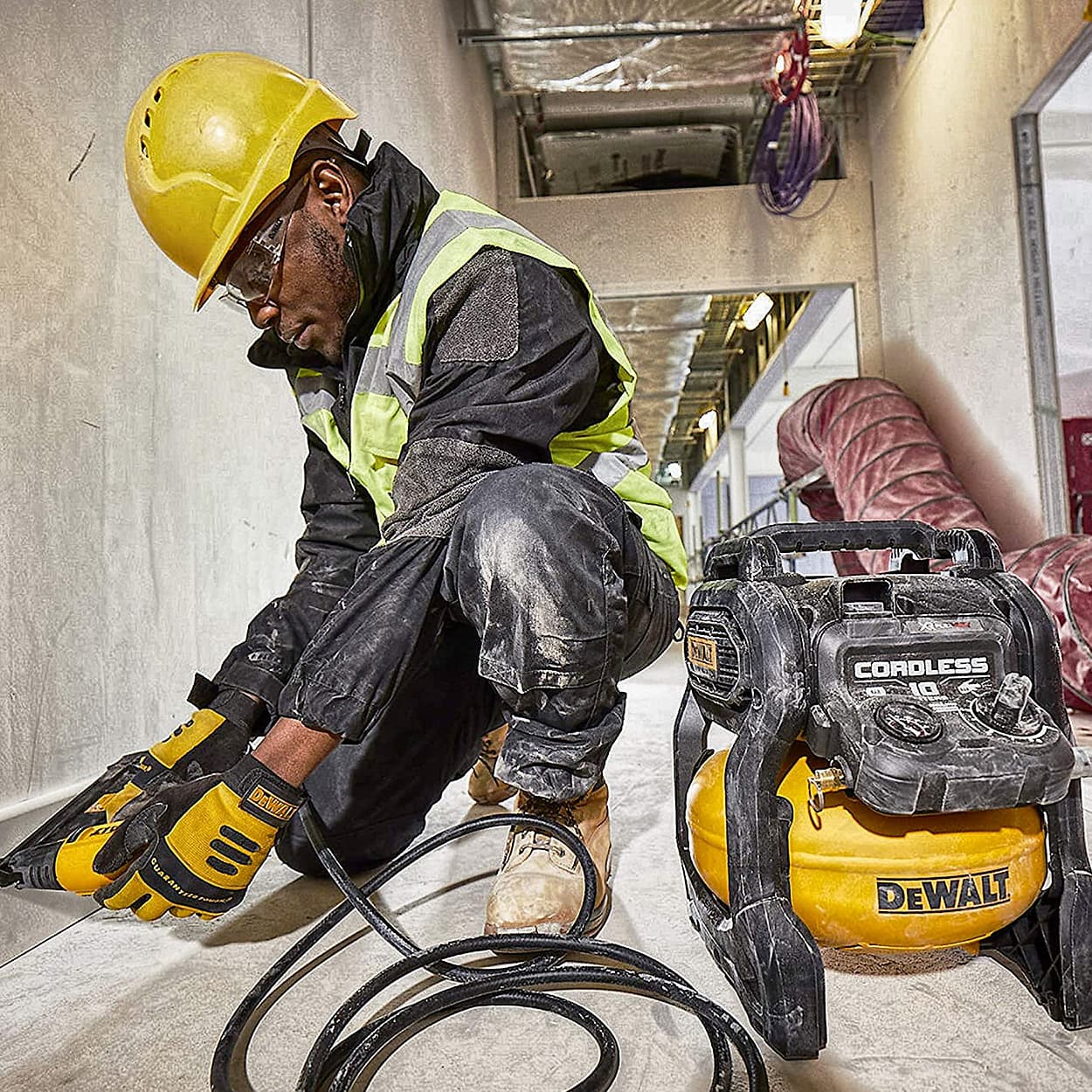Dewalt 9.3 Bar 54V XR FLEXVOLT Li-ion Cordless Air Compressor with 31L/min Air Delivery (10L Tank)-Bare, DCC1054N-XJ