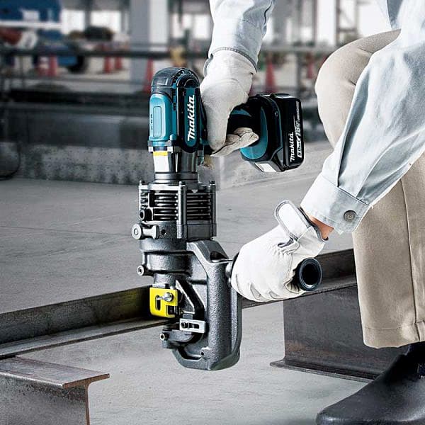 Makita 18V LXT Li-Ion / 20 mm Cordless Hole Puncher (Bare Tool), DPP200ZK