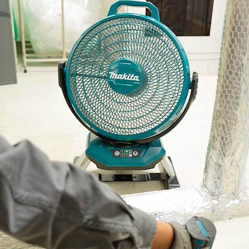Makita 18V / 14.4V LXT Li-Ion 330 mm Cordless Fan (Bare Tool), DCF301Z