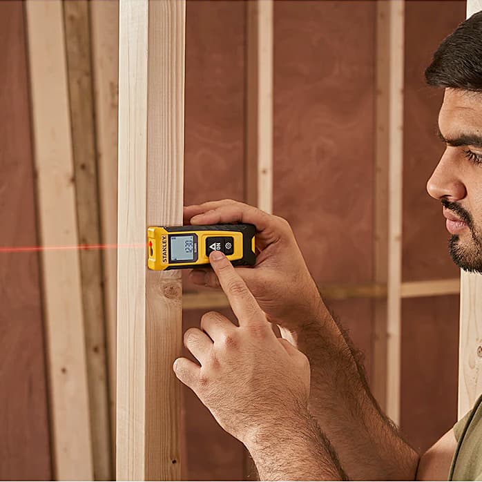 Stanley 20 Mtr Laser Distance Measurer (SLM65), STHT77065-0