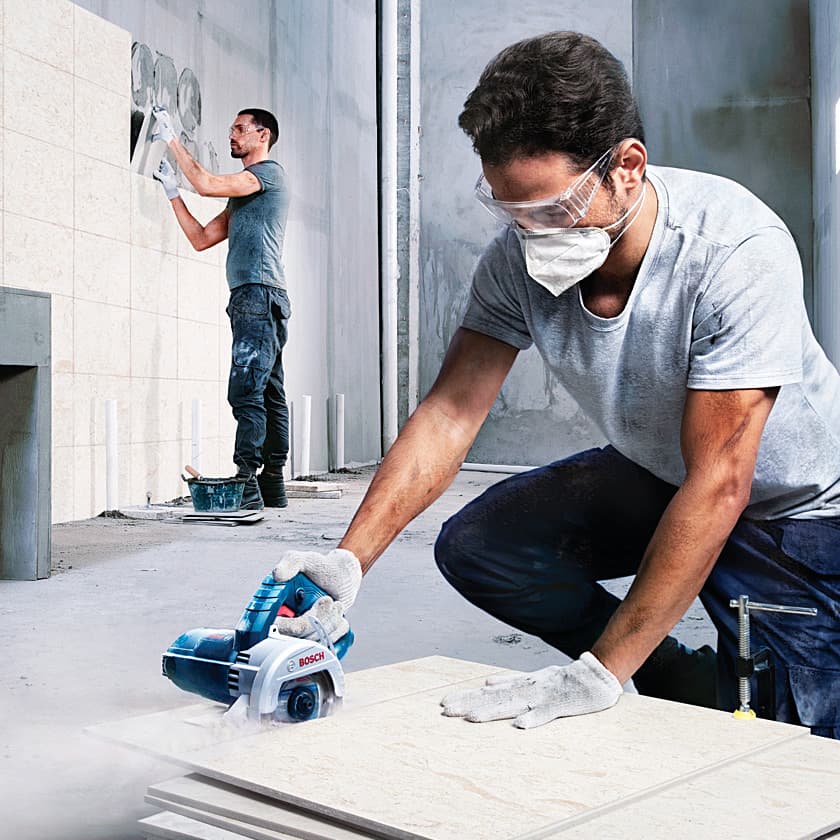 Bosch 115mm 1400W Professional Diamond Tile Cutter, GDC 140