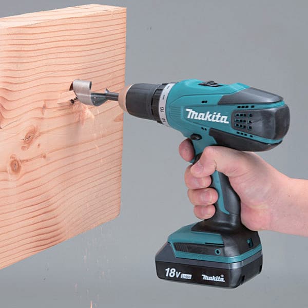 Makita 18V Li-Ion 13 mm (1/2") Drill Driver with Charger & 2 Pcs 1.5Ah G-Batteries, DF457DWE