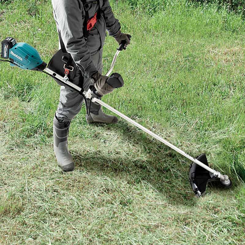 Makita 40Vmax XGT BL 3-Speed Cordless Grass Trimmer with Bike Handle (Bare Tool), UR006GZ02