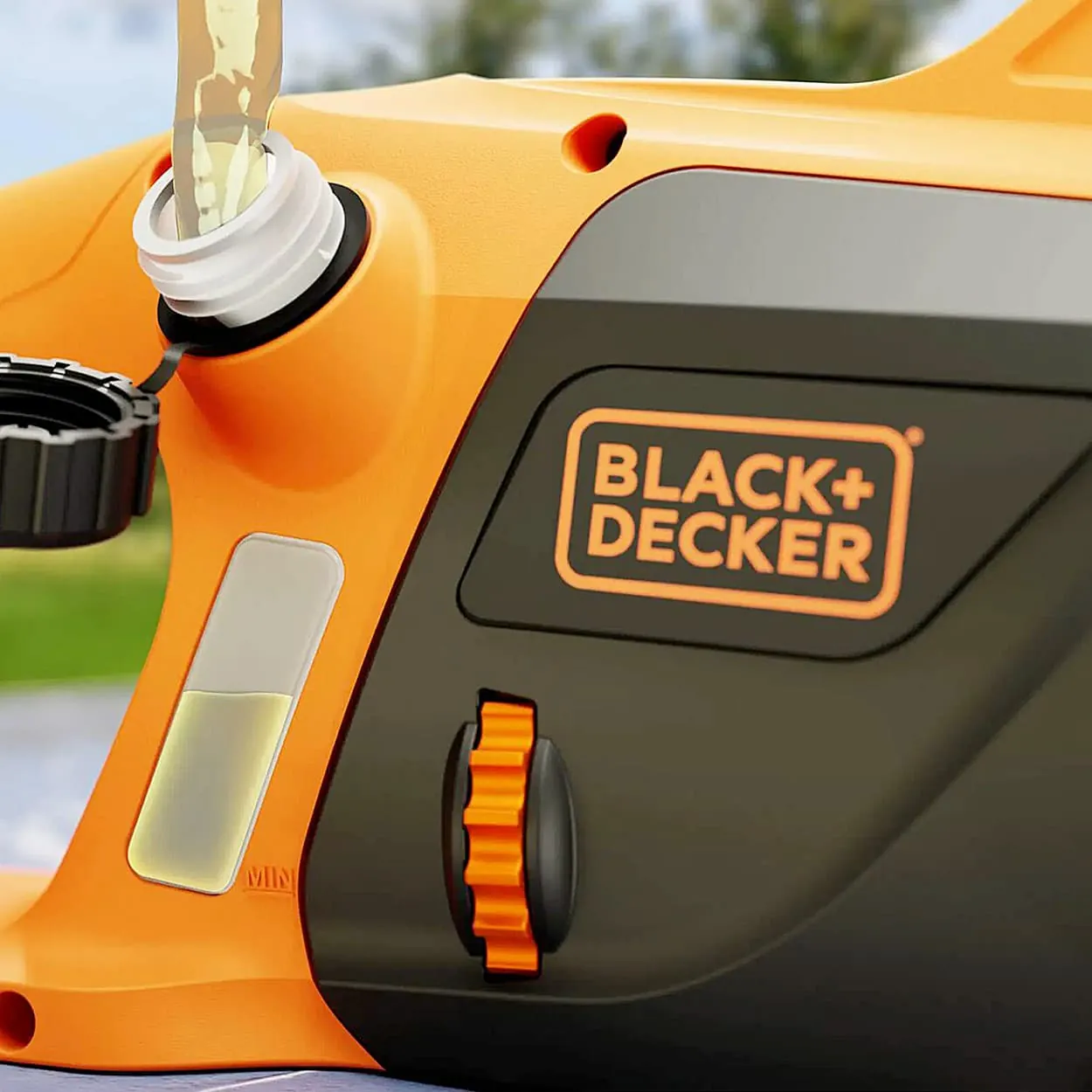 Black+Decker 45 cm / 18 Inch 2200W Electric Chain Saw With Chain Brake, BECS2245-IN