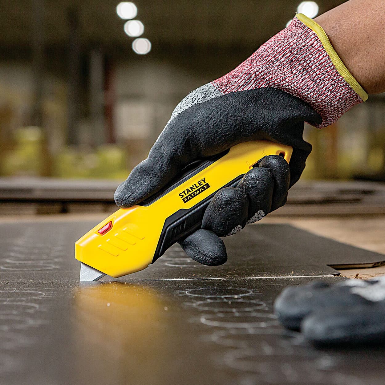 Stanley 170 mm FatMax Auto-Retract Squeeze Safety Knife, FMHT10369
