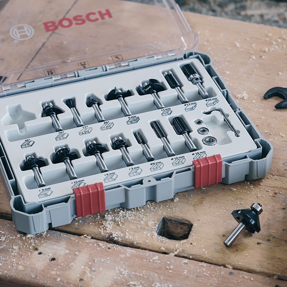 Bosch 1/4 Inch Shank Straight Router Bit Set (Pack of 6 Pcs), 2 607 017 467