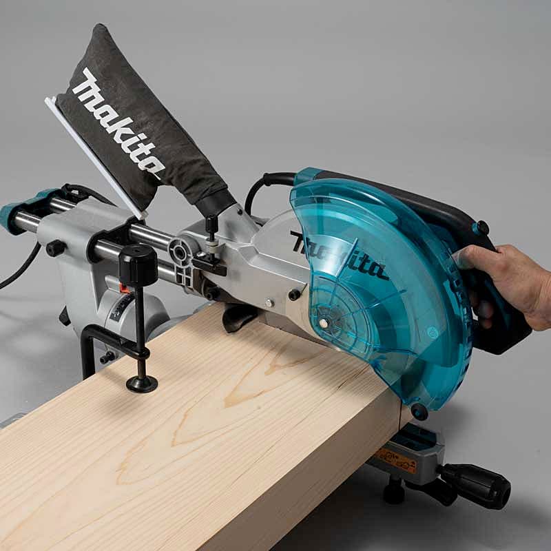 Makita 260 mm (10-1/4") 1450W Slide Compound Miter Saw with LED Light (Cut Line Guide Function), LS1110F