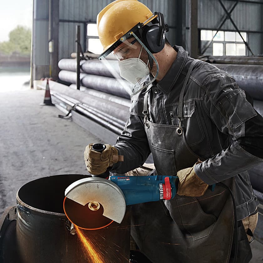 Bosch 180mm / 7 inch 2400W Professional Large Angle Grinder, GWS 24-180
