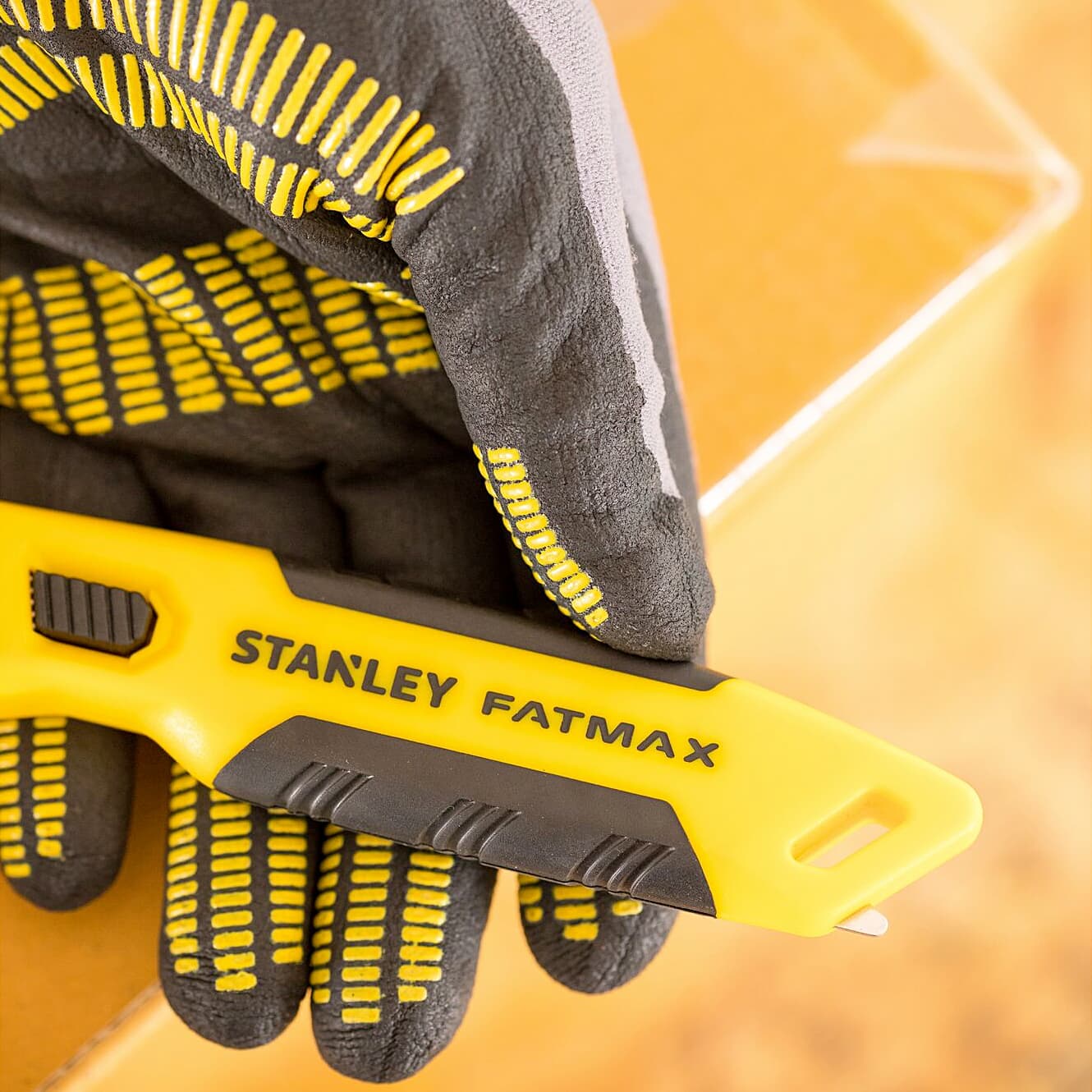 Stanley Fatmax Single-Sided Bi-Material Replaceable Blade Pull Cutter, FMHT10373-0