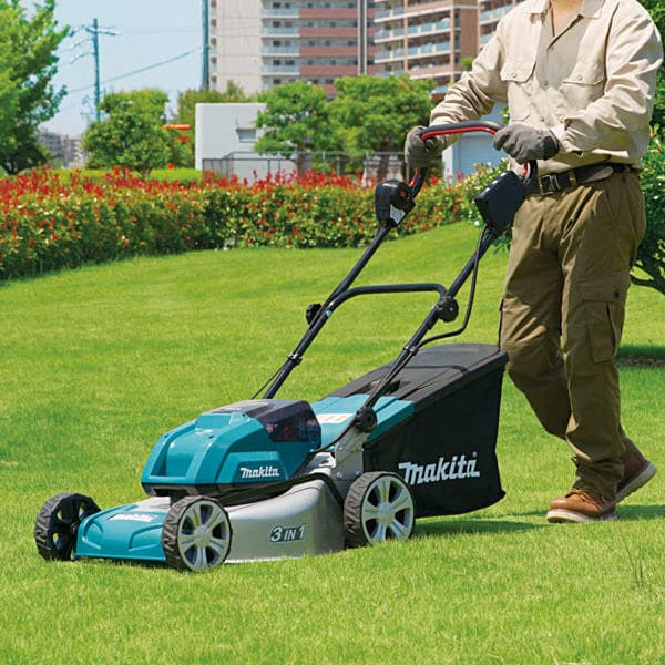 Makita 18V X2 (36V) LXT BL 460 mm (18") 3-in-1 Cordless Lawn Mower with Rapid Charger & 2 Pcs 5.0Ah Batteries, DLM460PT2