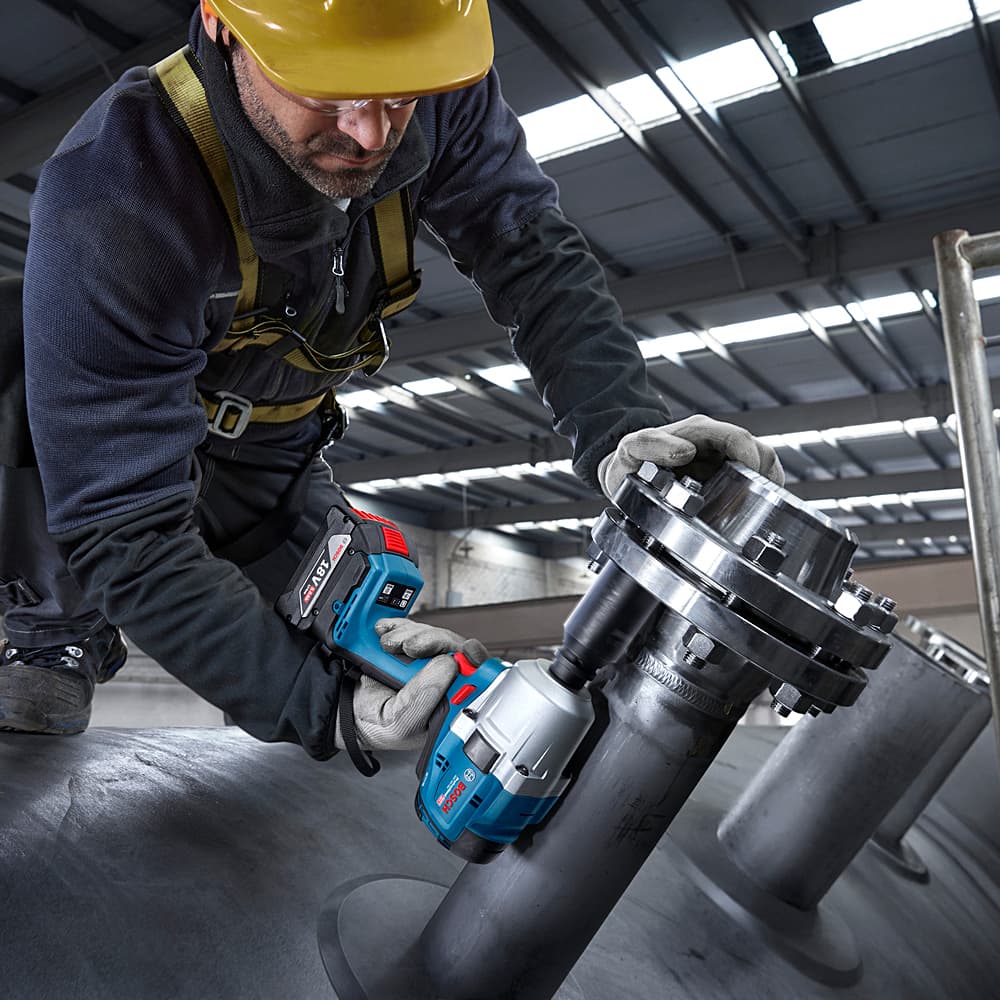 Bosch 18V Professional Cordless Impact Wrench, GDS 18V-780 (Solo)