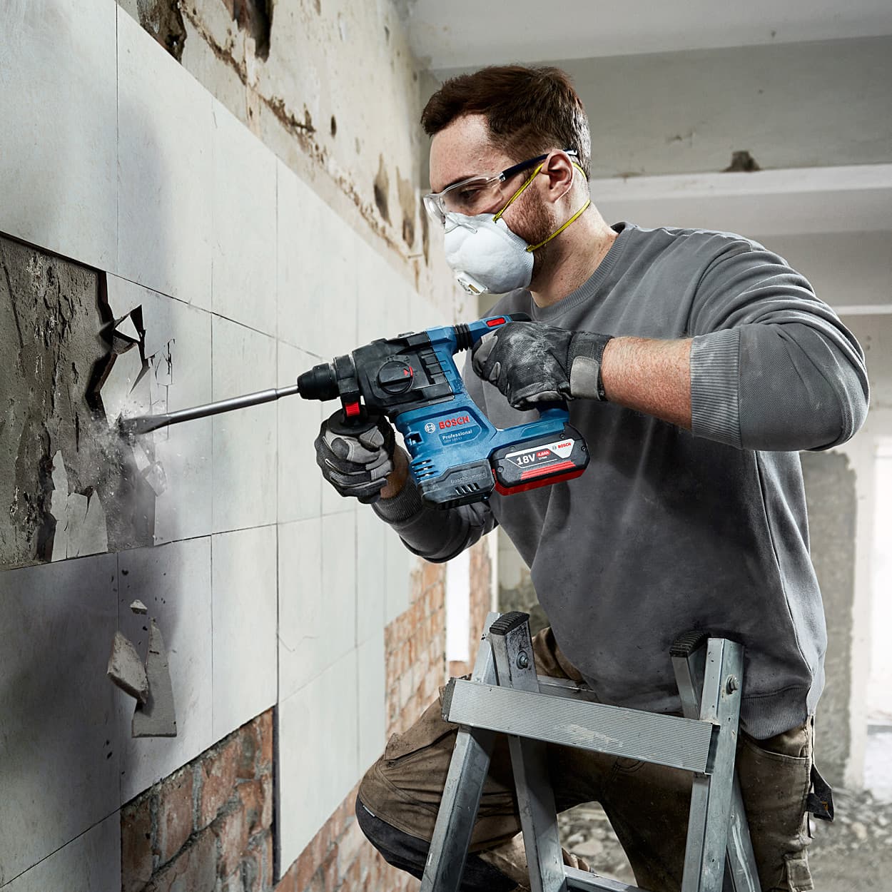 Bosch 18V Professional Cordless Rotary Hammer with SDS Plus, GBH 185-LI