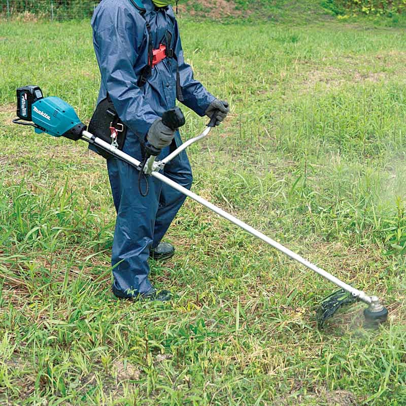 Makita 40Vmax XGT BL 3-Speed Cordless Grass Trimmer with Bike Handle (Bare Tool), UR006GZ02