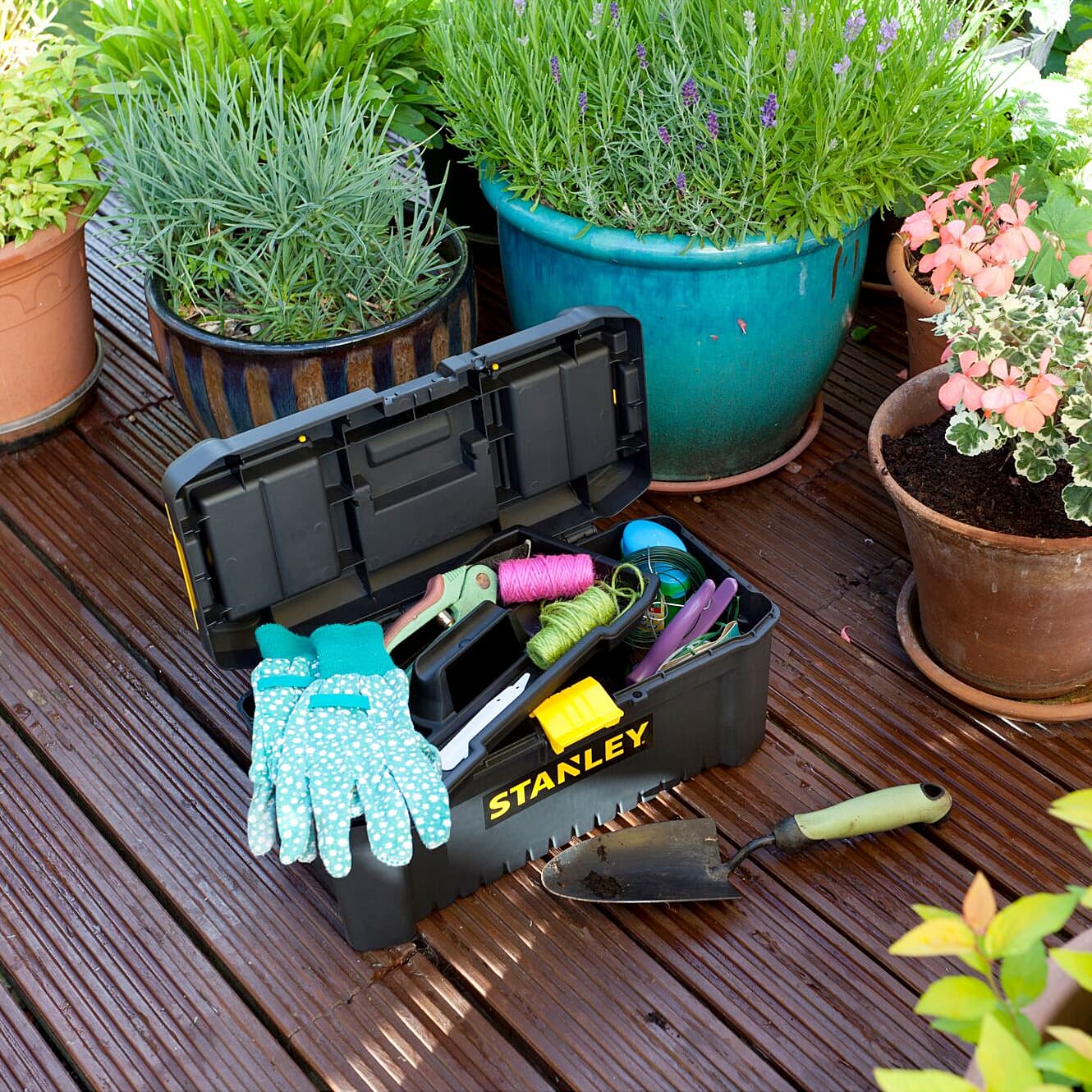 Stanley 16 Inch Essential Tool Box with Plastic Latch, STST1-75517
