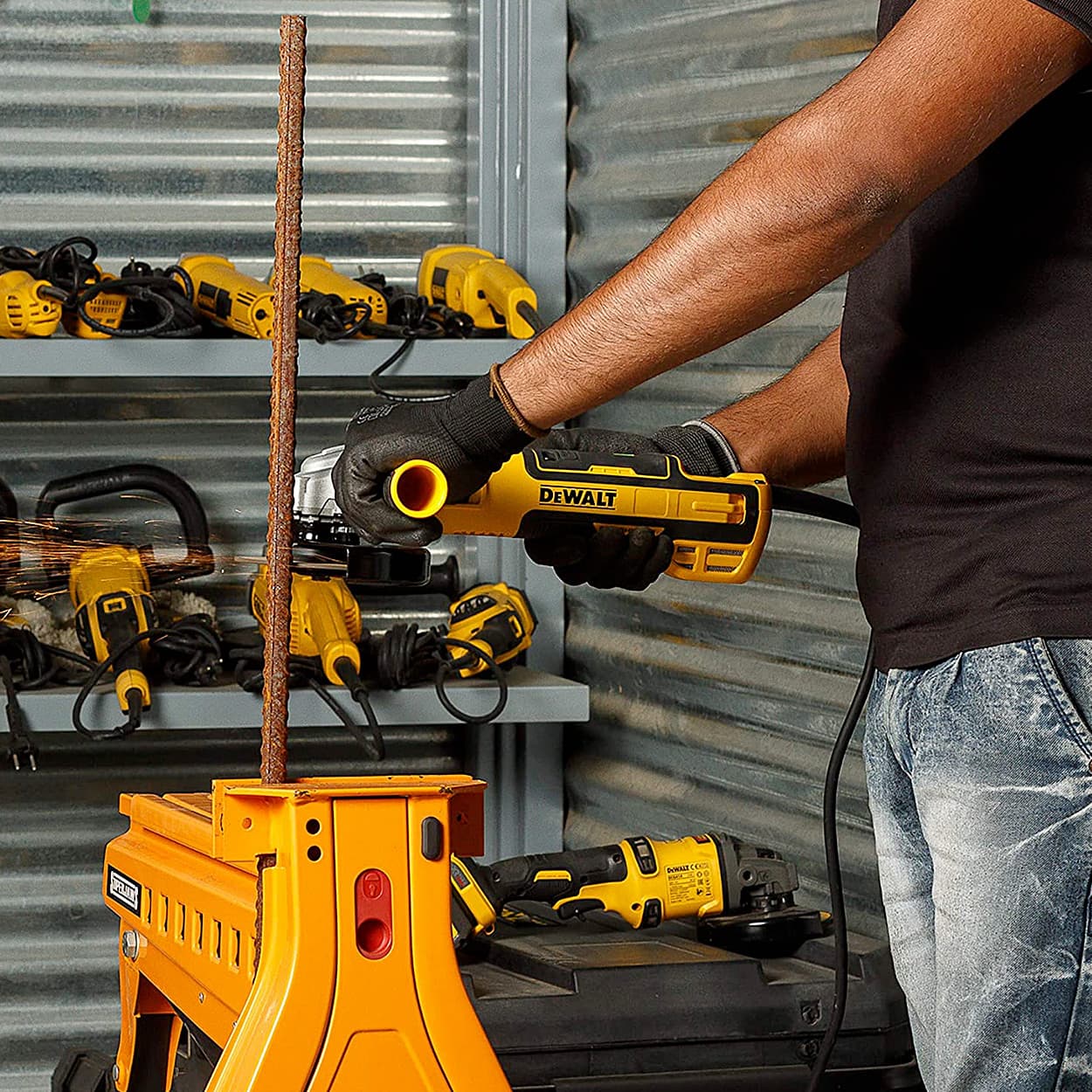 Dewalt 125mm / 5 inch 1700W Heavy Duty Brushless Medium Angle Grinder Perform & Protect Shield, DWE4357-QS