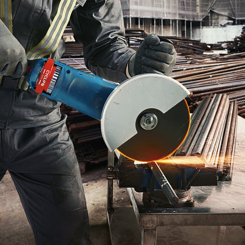 Bosch 230mm / 9 inch 2400W Professional Heavy Duty Large Angle Grinder (Cyclon Tech), GWS 24-230 JZ
