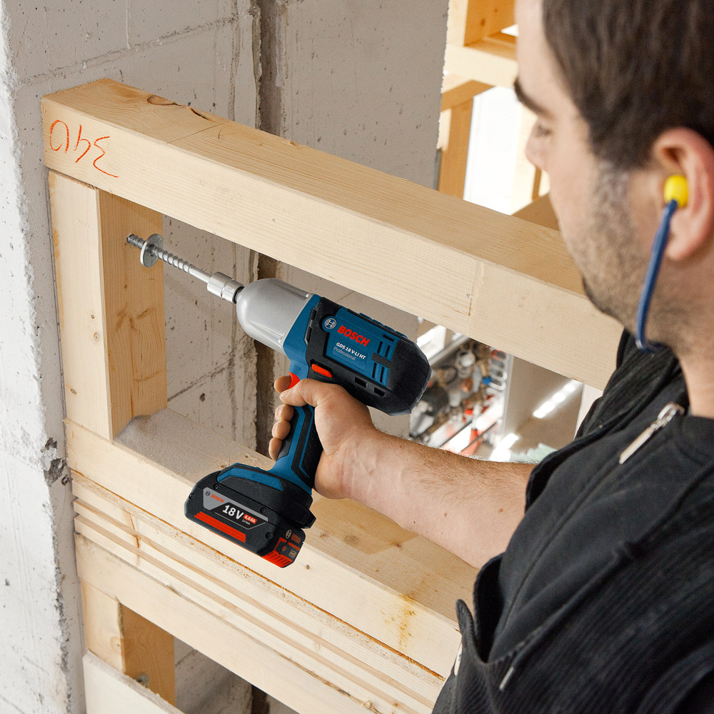 Bosch 18V Professional Cordless Impact Wrench, GDS 18 V-LI HT
