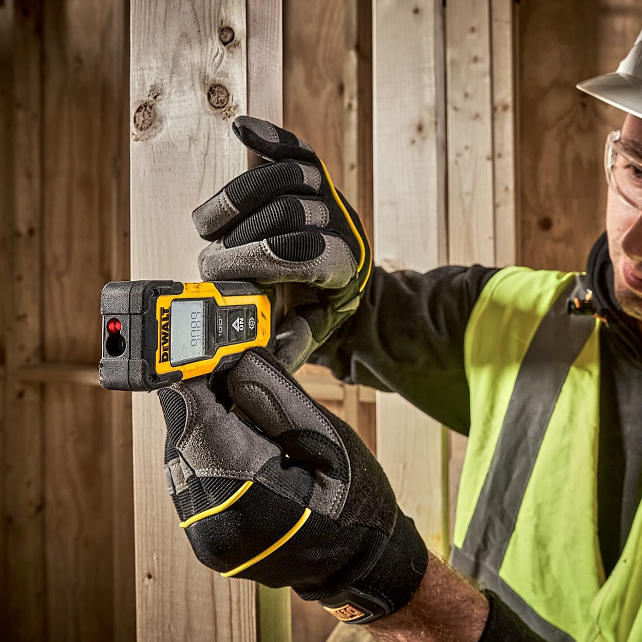 Dewalt 30 Mtr Pocket Laser Distance Measurer For Distance Area & Volume Measurement With Colour Screen, DWHT77100-XJ