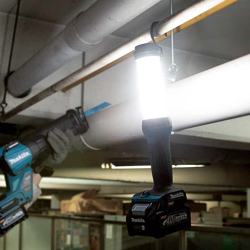Makita 40Vmax XGT Li-Ion 710 LM Cordless LED Work Light (Bare Tool), ML002G
