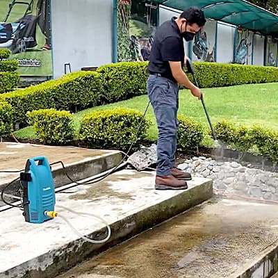 Makita 10 MPa (100 Bar) High Pressure Washer, HW101