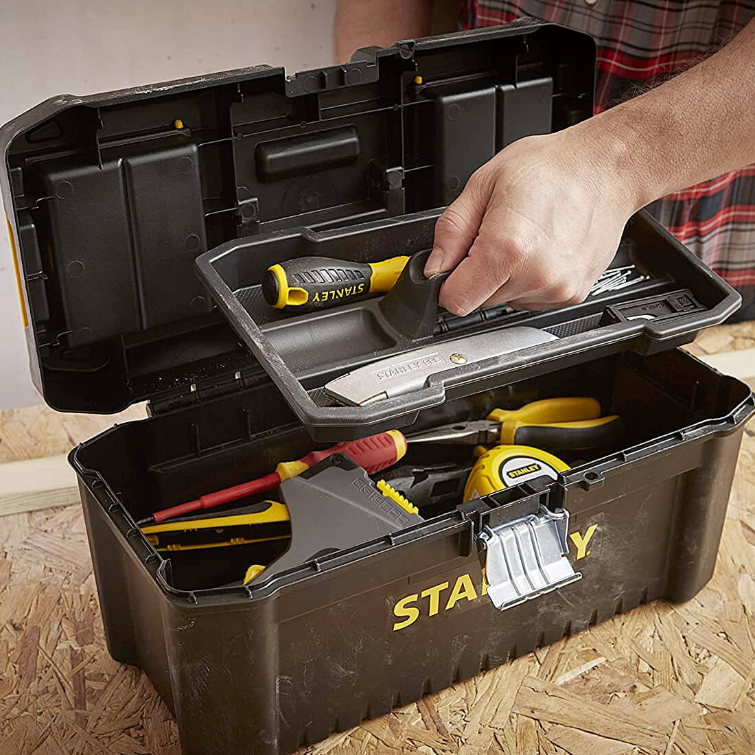 Stanley 16 Inch Essential Tool Box with Metal Latch, STST75518-8