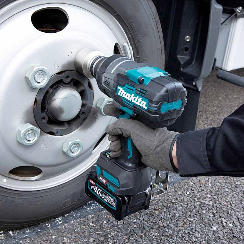 Makita 40Vmax XGT BL Cordless 12.7 mm (1/2") Cordless Impact Wrench with Forward/Reverse Rotation & Auto Stop Mode (Bare Tool), TW004GZ