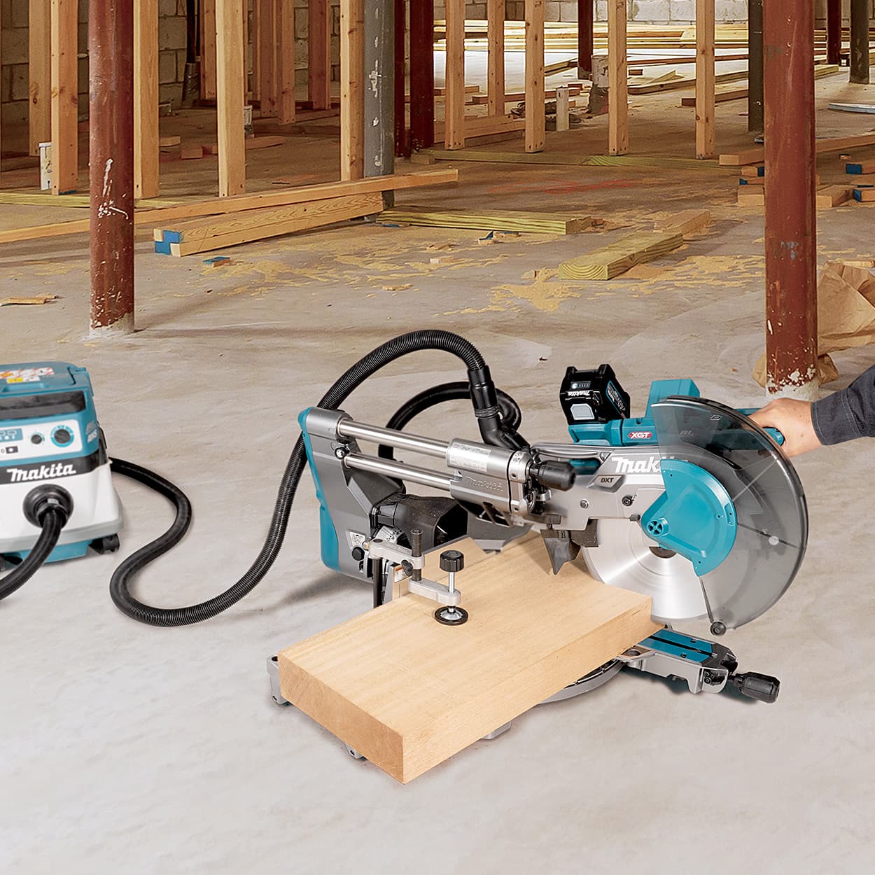 Makita 40Vmax XGT BL 260 mm (10-1/4") Cordless Slide Compound Miter Saw with LED Light (Bare Tool), LS004GZ