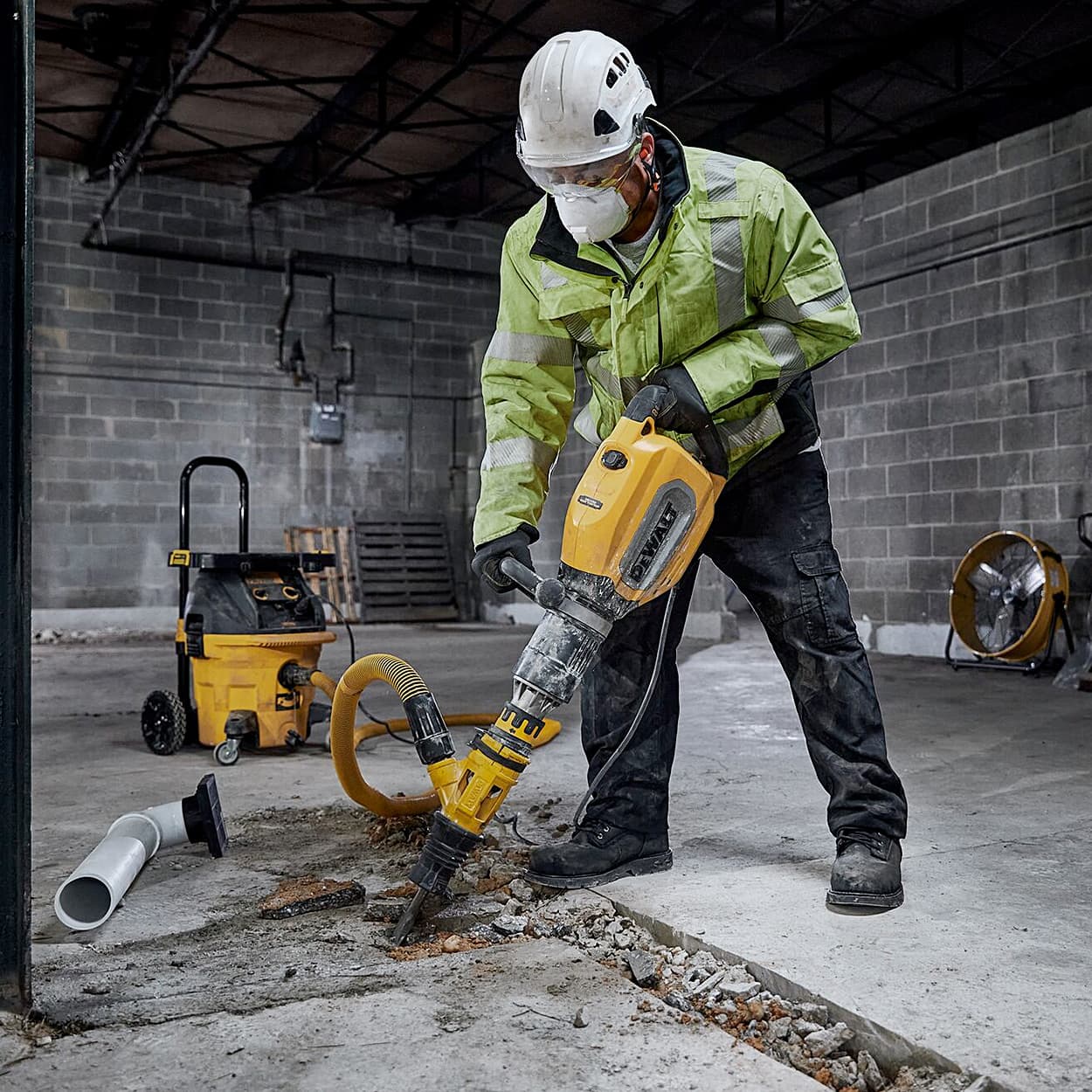 Dewalt 1700W 11kg SDS Max Inline Demolition Hammer, D25911K-IN