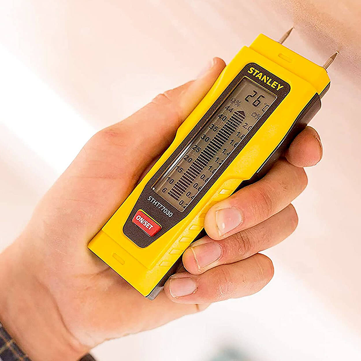 Stanley Moisture Meter for Measuring Masonry (Mortar Concrete Plaster) Moisture, 0-77-030