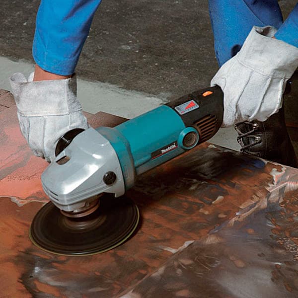 Makita 180mm / 7 inch 1600W Variable Speed Angle Sander, SA7000C