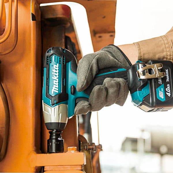 Makita 12V max CXT Li-Ion 9.5 mm (3/8") Cordless Impact Wrench with Charger & 2 Pcs 2.0Ah Batteries, TW140DWAE