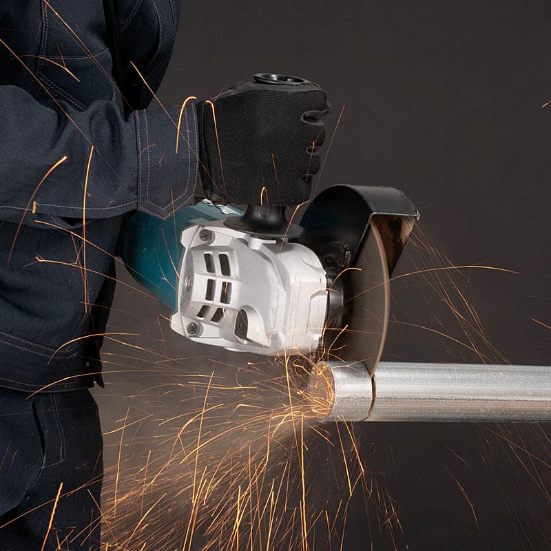Makita 180 mm / 7 inch 2200 W Angle Grinder with Large Trigger Switch, GA7090