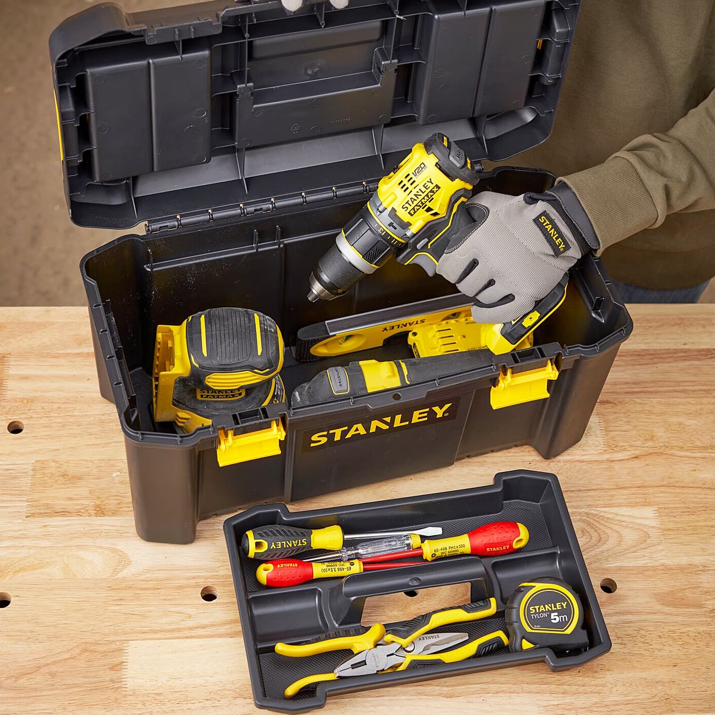 Stanley 19 Inch Essential Tool Box with Plastic Latch, STST1-75520
