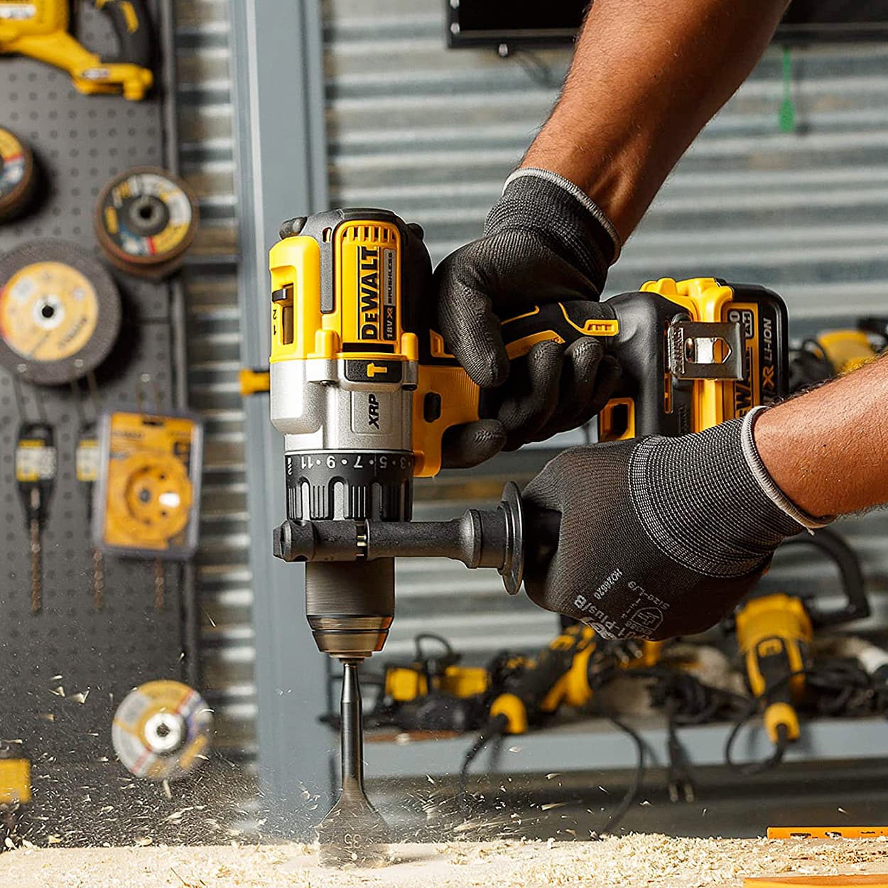 Dewalt 18V / 13mm XR Li-ion Premium Cordless Hammer Drill Driver with Brushless Motor (Bare), DCD996NT-XJ