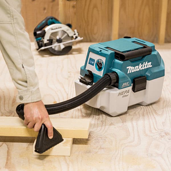 Makita 18V LXT BL 7.5 Ltr HEPA Cordless Portable Vacuum Cleaner with Wet & Dry (Bare Tool), DVC750LZX1