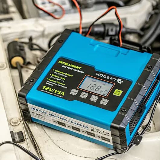 Hogert 12V Electronic Battery Charger, HT8G613