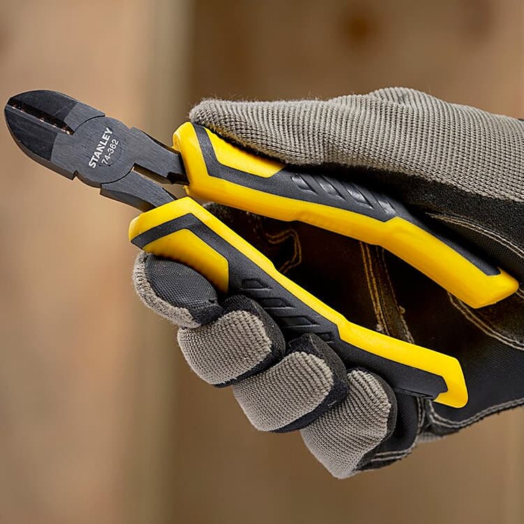 Stanley 7 inch / 180 mm Dynagrip Diagonal Cutting Pliers (Cushion Grip), STHT0-74455