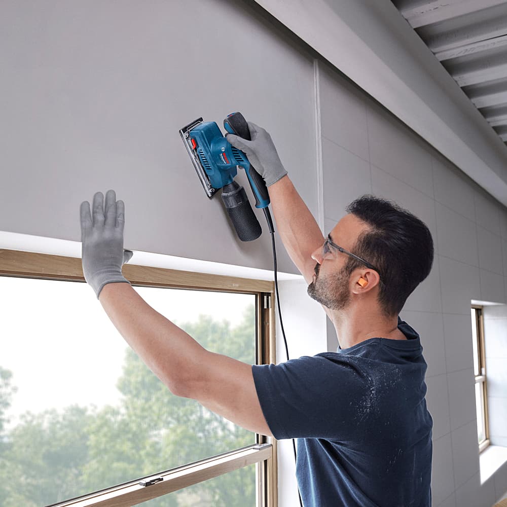 Bosch 200W Professional Orbital Sander, GSS 20-18 A