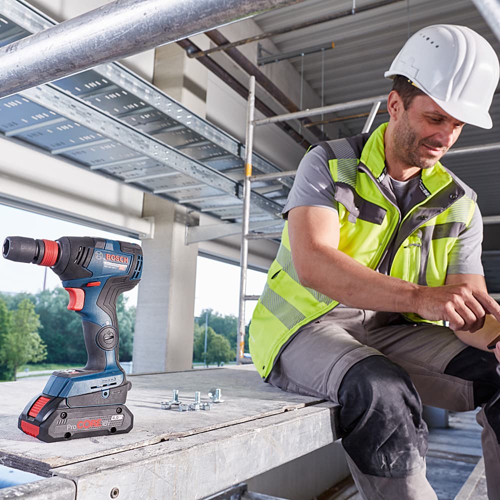 Bosch 18V Professional Cordless Impact Driver/ Wrench, GDX 18V-200 C