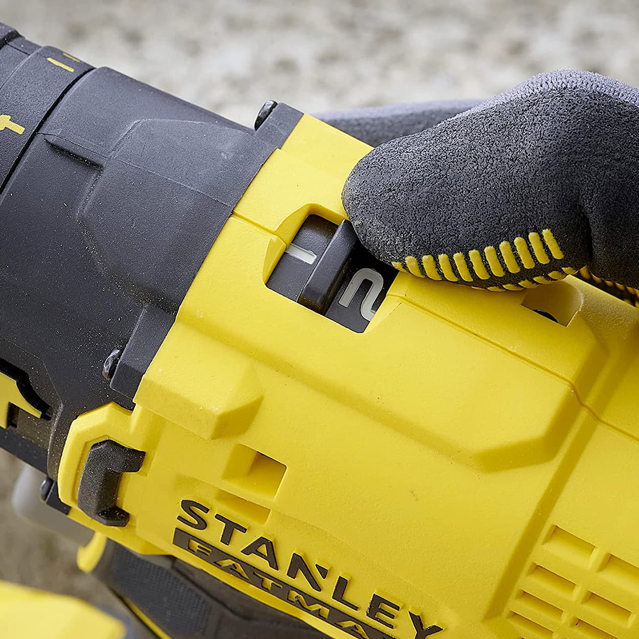 Stanley 20V / 1.5 Ah / 13 mm Cordless Brushed Hammer Drill With 2 Batteries & Charger (FATMAX), SCD711C2K