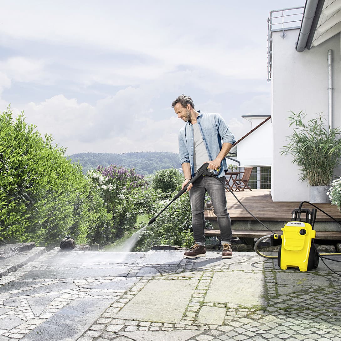 Karcher 130 Bar, 420 L/hr K4 Compact High Pressure Washer, 1.637-500.0