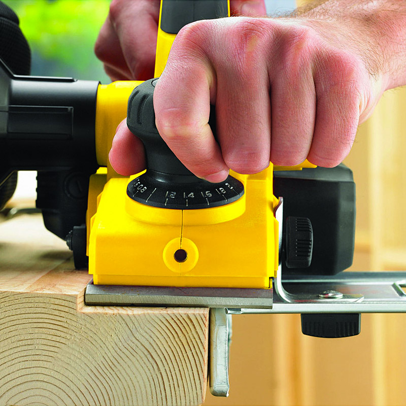 Stanley 2mm 750W Planer for Wood With 2 TCT Blades, STPP7502-IN